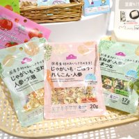 イオントップバリュの新商品の乾燥野菜。栄養価も通常の野菜と変わらないという＝千葉市美浜区