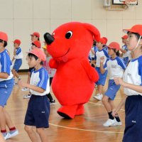 チーバくんとダンス！　小学校で特別授業、児童ら動きを“完コピ”　いすみ太東小