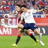 土壇場粘れず　柏レイソル
