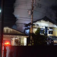 焼け跡から１人の遺体　東金の住宅で火災