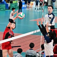 習志野２年連続１６強ならず　フルセットの末３回戦敗退　春の高校バレー