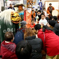 獅子舞巡り厄払い　おはやしで新年祝う　香取