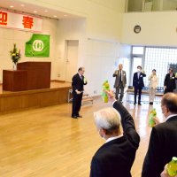 「脱皮繰り返し進化良い循環行える年」　茂原市　新年交歓会