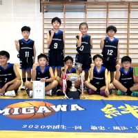 男子優勝の小見川スポーツ少年団