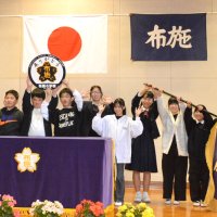 ありがとう布施小　１５０年余りの歴史に幕　地域みんなで感謝の閉校式