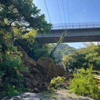 君津の国道４６５号、のり面崩落で通行止め　千葉県が迂回路利用を呼びかけ　