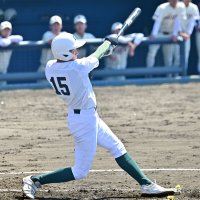 背番号１５　反撃のろし　専大松戸・高貝　第７８回春季千葉県高校野球大会　第５日