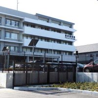 千葉の高校生３人逮捕　「もめるか、カネで解決するか選べ」　暴行加え恐喝容疑　富津署
