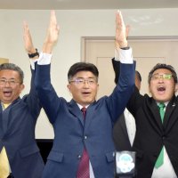 市庁舎移転「ゼロベースで」　初当選松戸氏、課題解決へ決意　松戸市長選
