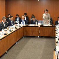 新ターミナル具体化へ　鉄道単線区間解消も視野　成田空港検討会