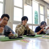 「めだか米」学食に舌鼓　農家と連携、取り組む　東金・県立農業大