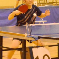 ２年女子シングルスを制した御宿中の三上