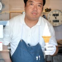 ご当地ソフトで夢追う　いすみのキッチンカー「ふもいもや」　前田賢一さん（５１）　【ひと模様】