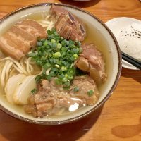 沖縄を食で実感　２０２５年・沖縄への旅（１）　【鳥光宏の旅と文学】（９）
