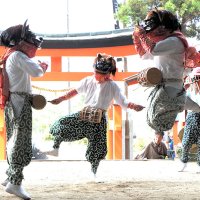 猛暑の中、獅子が躍動　羯鼓舞で豊作祈願、雨乞い　富津
