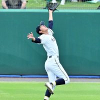 守備で見せ場　市川東　第１０７回全国高校野球　千葉大会　第５日