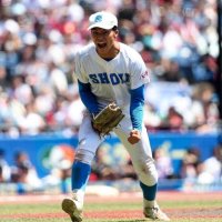 八千代松陰―習志野　７回裏２死一、二塁のピンチを切り抜けほえる八千代松陰・高橋優＝ＺＯＺＯマリン