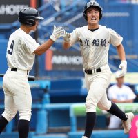 大舞台で高校初本塁打　吉崎、反撃開始のソロ　市船橋　第１０７回全国高校野球　千葉大会　第１５日