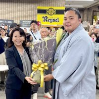 柏市出身・琴勝峰関　初優勝祝いパレード　柏駅前で９月７日