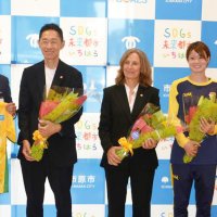 「史上最高成績」目指す　開幕前に選手、監督が決意　ジェフ千葉レディース市原市役所訪問