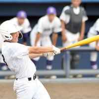 ４時間激闘　成田、習志野に夏の雪辱果たす　第７８回秋季千葉県高校野球大会