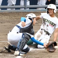 したたかに大量得点　専大松戸　秋季千葉県高校野球　準決勝