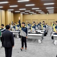 千葉市代表「全力で競技」　市役所で結団式、活躍誓う　全国障害者スポーツ大会