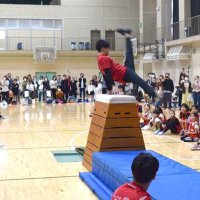 【動画あり】“橋本先生”児童指導　母校で競技の楽しさ伝える　世界体操個人総合３連覇の橋本大輝選手　船橋