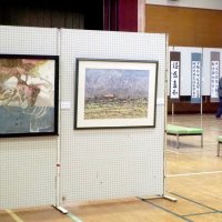 市民の力作１４０点　絵画、書道、工芸、写真　１６日まで袖ケ浦美術展