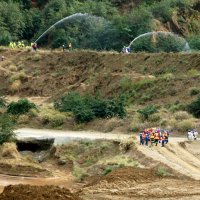 林野火災、垣根越え備え　消防関係者３００人訓練　市原・君津