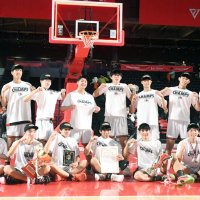 ２１大会ぶり４度目出場の男子・八千代＝９日、船橋市ららアリーナ東京ベイ
