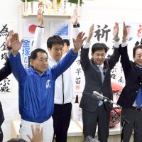 酒々井町長選　金塚氏初当選　「期待の表れ」刷新決意　１６年ぶり選挙戦制す