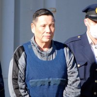 住吉会現会長ら送検　前会長宅から現金窃盗疑い　千葉県警