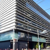 学校屋内運動場エアコン設置へ　市川市議会