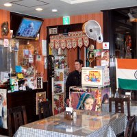 繁華街見つめ２７年の名店　日本文化好きシェフ調理　インド本場スパイス利かせ　千葉市中央区「ルンビニ」　【となりの多文化食堂】（３）