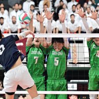 涙の逆転負け　男子・市船橋　全日本高校バレー第３日