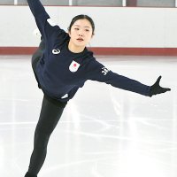 練習を公開したフィギュアスケート女子の中井亜美