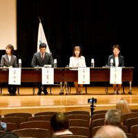 出馬表明４人が主張　地域活性化、企業誘致巡り　多古町長選前に公開討論会