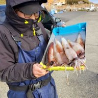飯岡沖でゲットしたヤリイカ（写真は「清勝丸」提供）