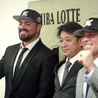 寒さの中でも活気　千葉ロッテ　【サブロー監督　キャンプ日記】