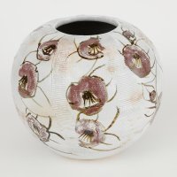 「鉄絵銅彩椿紋壺」１９８７年、県立美術館蔵
