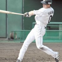 高部、１番定着へ猛アピール　糸満キャンプ　千葉ロッテ