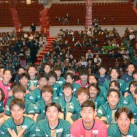 新たなステージ飛躍誓う　ＶＯＮＤＳ市原、ＪＦＬへ出陣式　同時昇格のレディースも決意