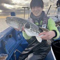 飯岡沖でゲットしたフグ（写真は「隆正丸」提供）